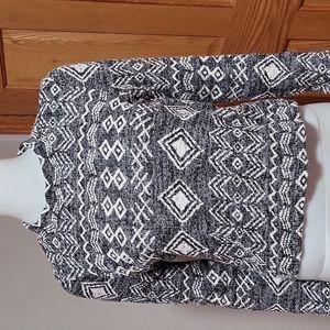 Forever 21 long sleeve knitted top size L.